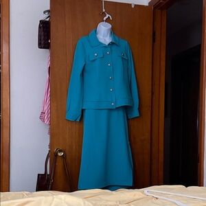 Elegant Teal Women's Skirt Set